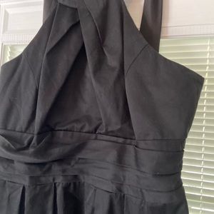 Perfect black dress with pockets